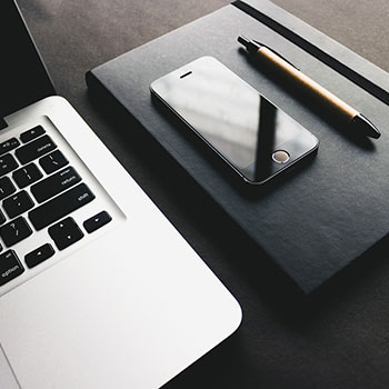 男友带着实习护士游玩打炮录视频在女友不知情的情况下上传到社交平台 太变态了