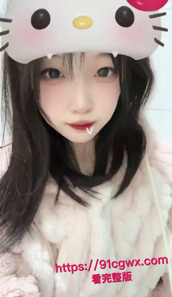 顶级反差福利姬神探狸狸黑历史大爆!从地下裸聊上岸网红,清纯脸蛋下藏骚货本性,全裸猫耳跪舔水晶棒!-4