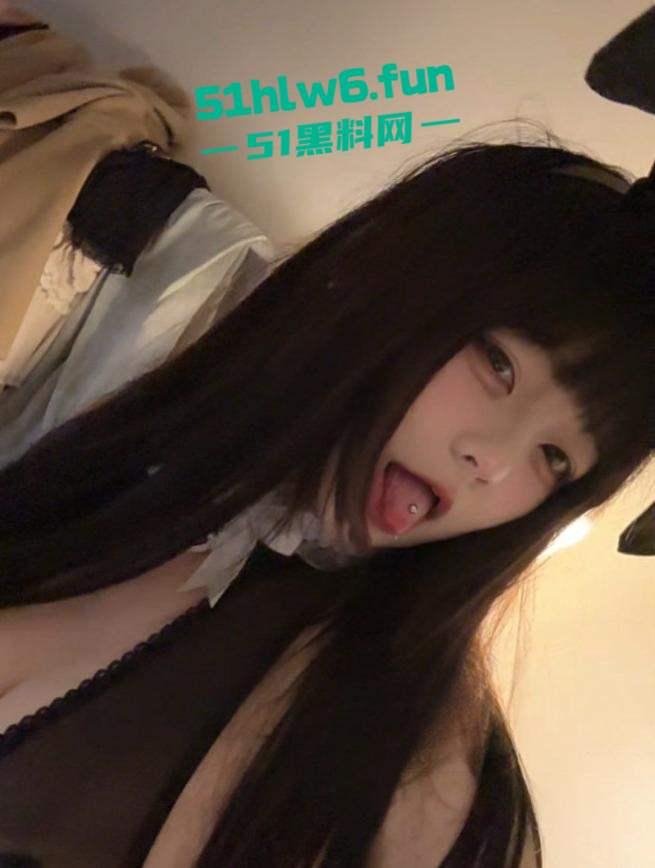 四川绵阳19岁大奶母狗【黄涵妤】献身金主受网调，人美啵大不惧羞涩怼脸出镜只为刺激！