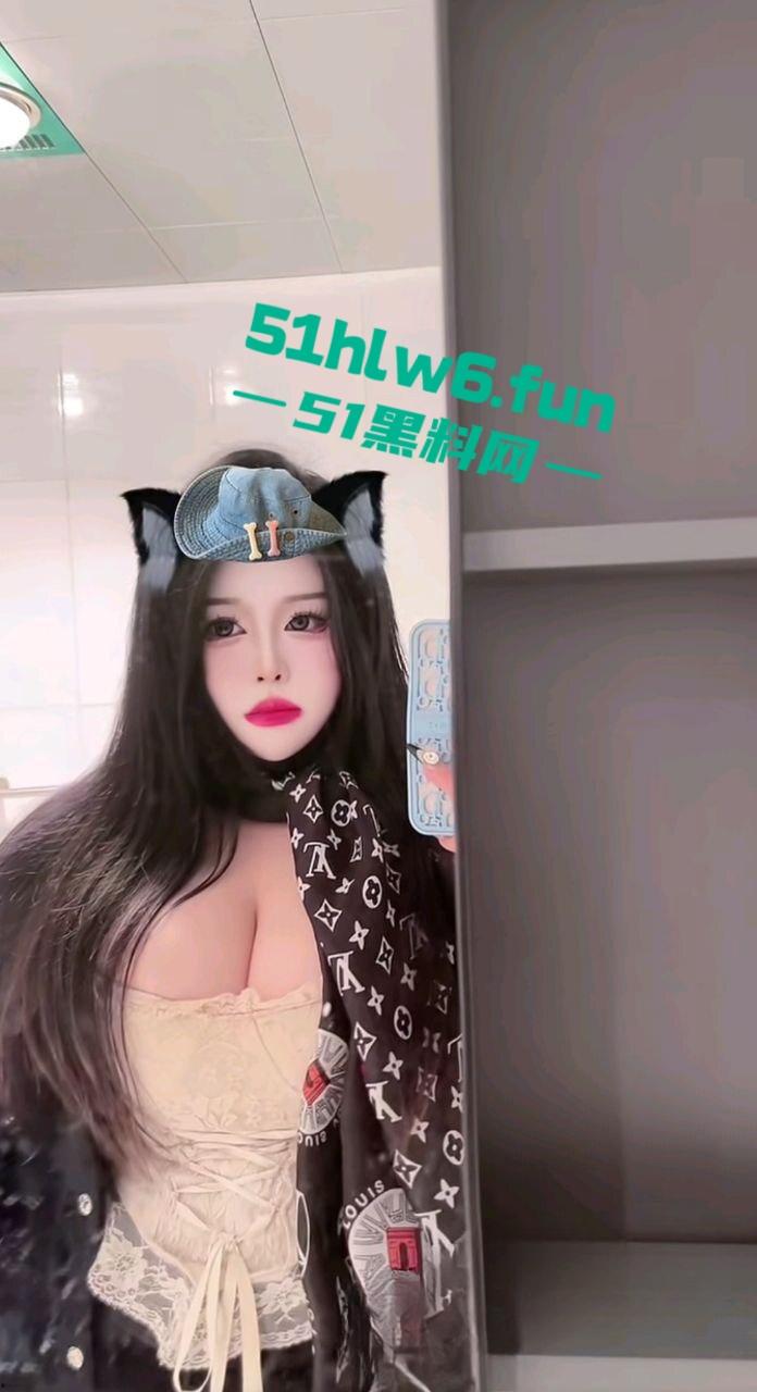 抖音反差元气美少女【full77】又纯又欲小母狗自慰性爱视频泄密,果然看起来约单纯床上约淫荡!-8