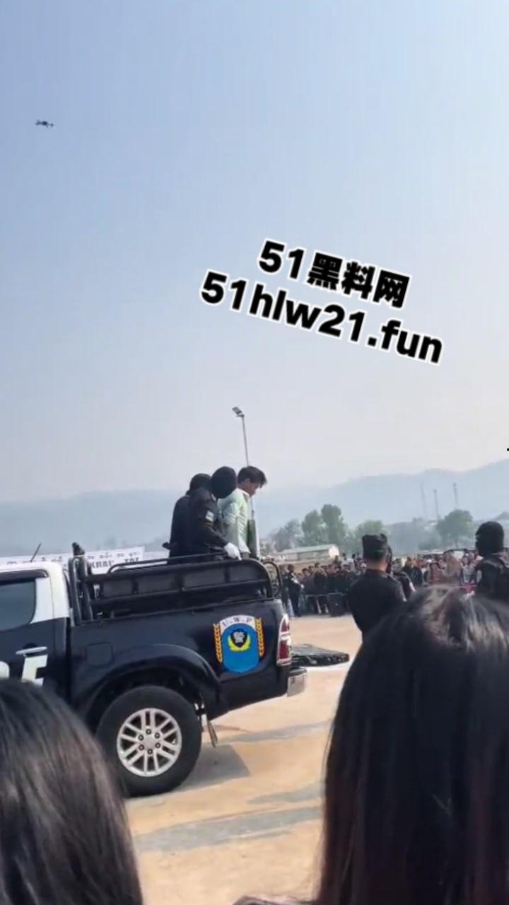 佤邦公判大会现场，员工谋杀老板一案24岁杀人犯【陈赛道】被处以极刑立即执行。-4