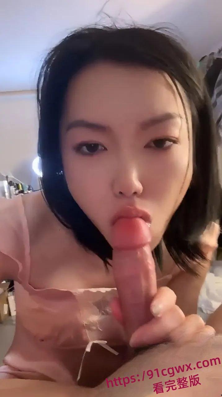 上海少妇汉堡包露脸深喉吸睾丸 毒龙啪啪 技巧炸裂带劲到爆!-6