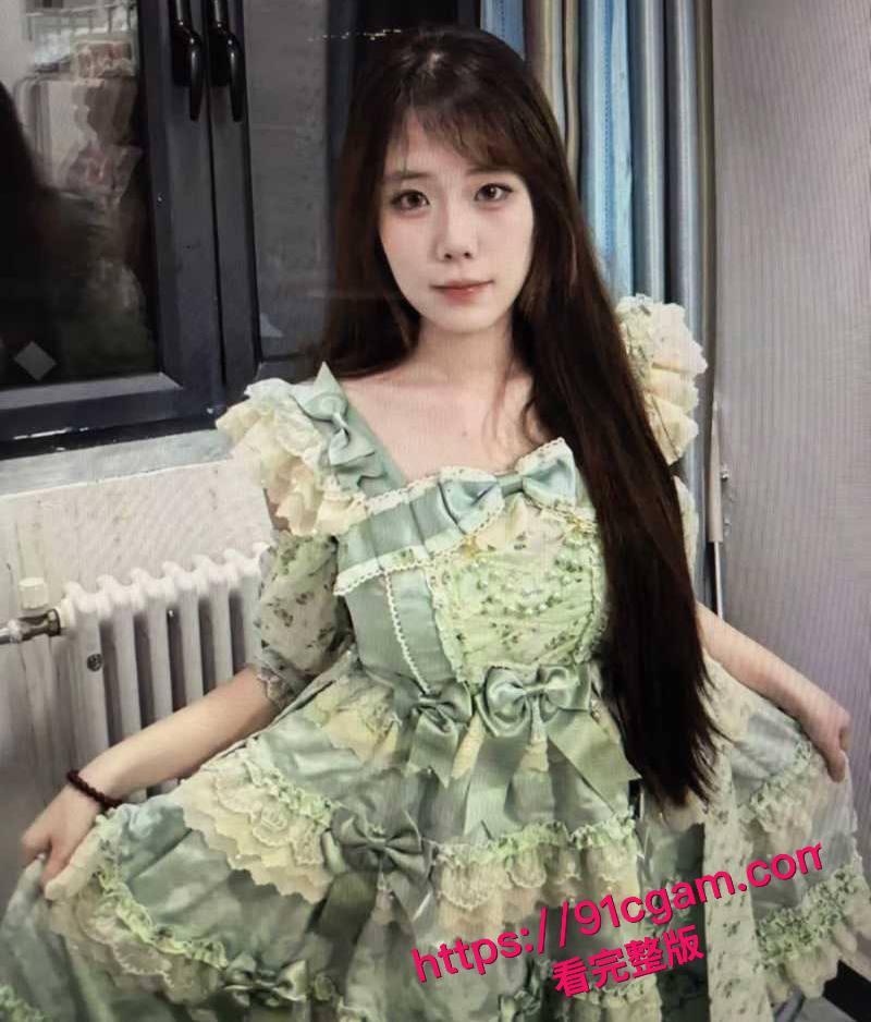 辽宁鞍山高颜值大学生刘雅慧被富二代包养随意玩弄 被金主爸爸视频调教！