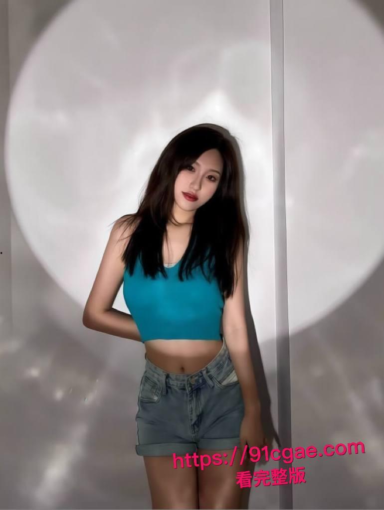 上海浦东富二代包养高级外围女神,高冷女王床上调教臣服,翘臀射精福利全曝光!-5