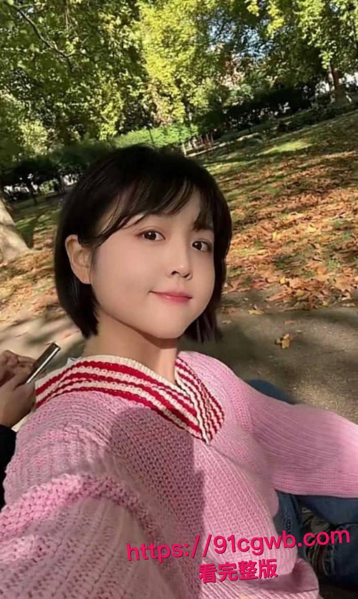 全网爆火高铁短发女孩大瓜!抖音真铁蛋被实锤为女主 私下各种大胆露出 高铁口交户外放尿 为了流量毫无底线!-10