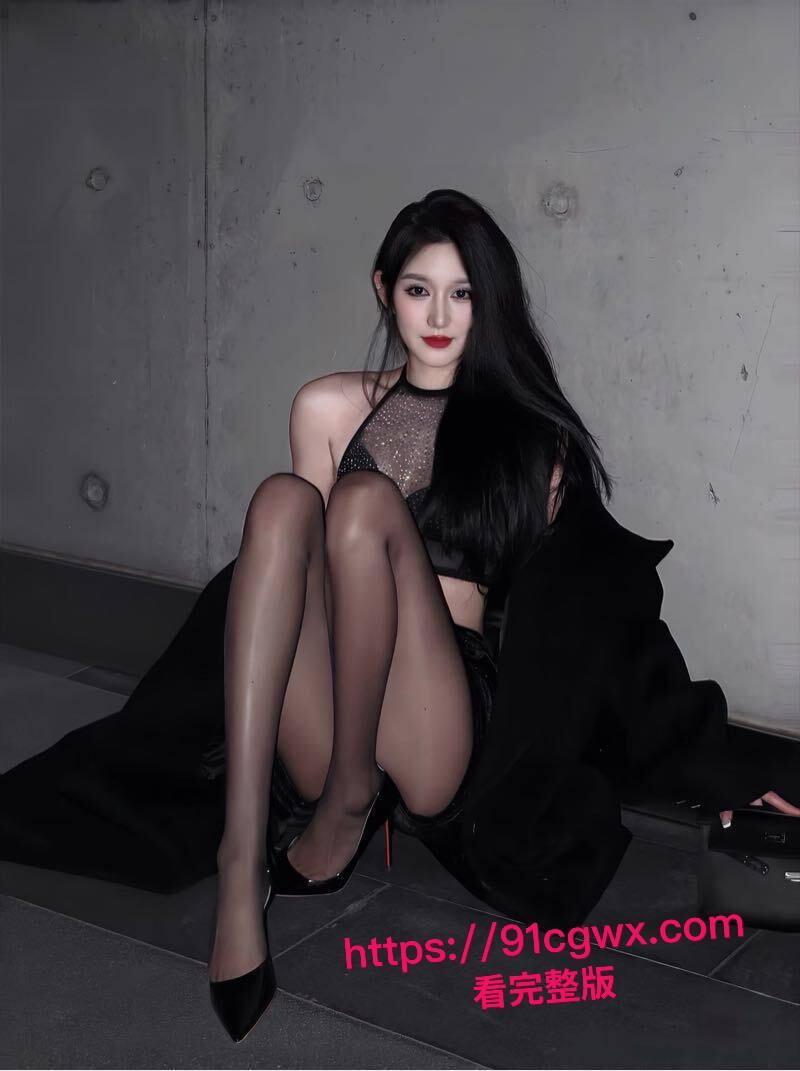 性瘾爆表！极品少妇狂野做爱泄露，巨乳肥臀摇晃不停连续高潮浪叫震天，身材火辣到爆被大屌操爽飞天！-6