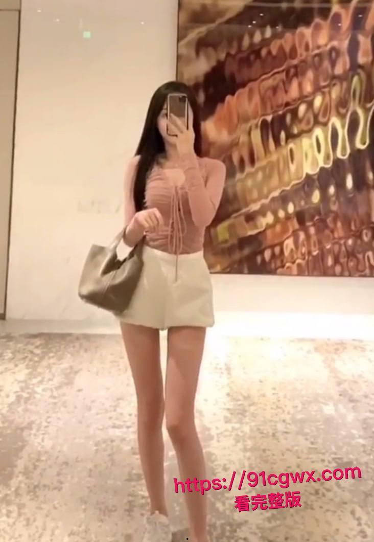 广州财经大学黑料爆棚！道具自慰口交啪啪私拍全泄露，黑丝情趣内衣手撸鸡巴求精，极品骚货让人想狠操一顿！