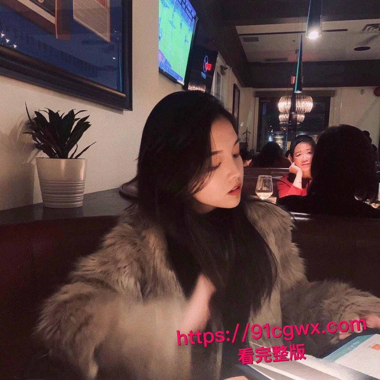 加拿大甜妹李天宜留学变小母狗:跪舔大鸡巴无套内射视频流出,骚穴高潮浪叫放荡夜全记录-7