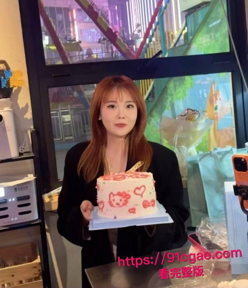 潍坊已婚巨乳护士 性爱视频曝光 樱唇紧裹肉棒吞吐 骑乘坐屌交欢 狂摇大奶弹跳晃荡 诱惑至极！