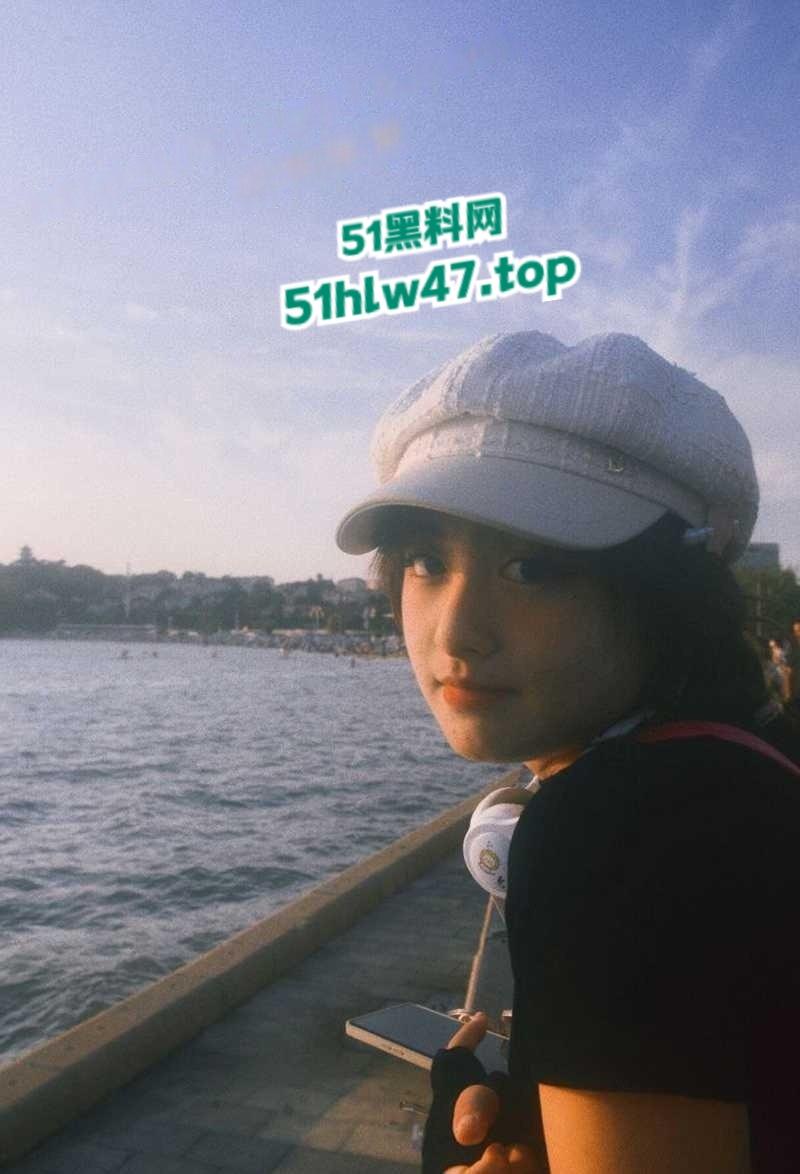 徐州医科大学【薛艺】在读麻醉学院女神,男友异地寂寞难耐竟在网上当母狗被调教。-10